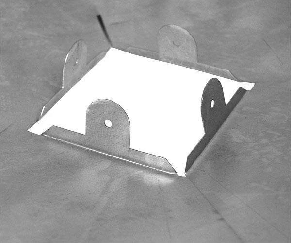 Post Mounted 23.25" Galvanized Squirrel Baffle 5 Post Mounted 23.25" Galvanized Squirrel Baffle - Image 3