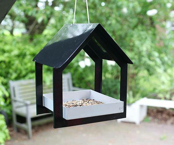 ESSCHERT DESIGN Hanging Fly Through Bird Feeder 4 ESSCHERT DESIGN Hanging Fly Through Bird Feeder - Image 2