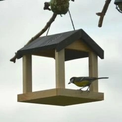 ESSCHERT DESIGN Wooden Fly Through Hanging Platform Feeder 9 ESSCHERT DESIGN Wooden Fly Through Hanging Platform Feeder -US Poultry Supplies Sales Store ESD FB463 ACC2 650x650 f39e824f f40c 4924 a02c b2c8e7dd5677