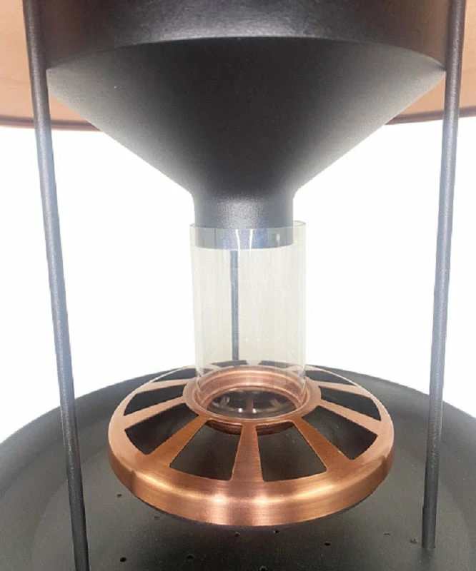 Modern Farmhouse Solar Gaslight Style Bird Feeder 5 Modern Farmhouse Solar Gaslight Style Bird Feeder - Image 3